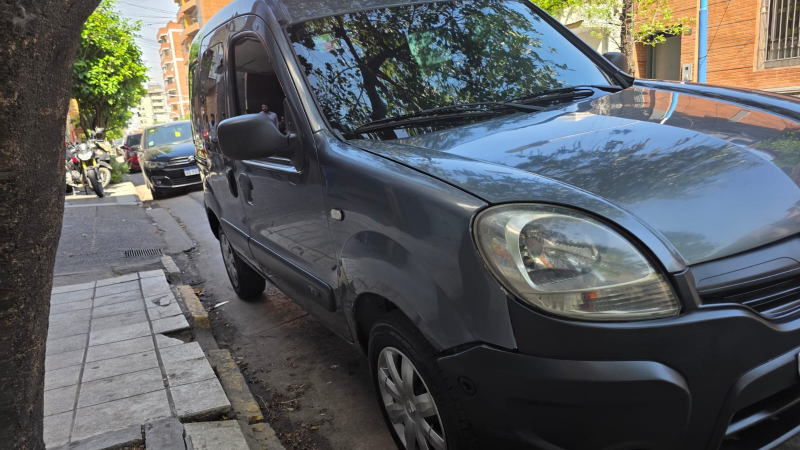 Canal Autos